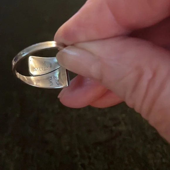Zuni Inlaid Ring - Picture 4 of 4